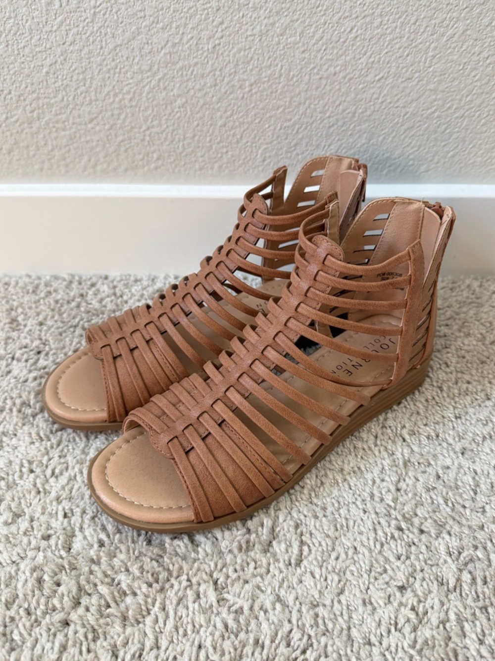 NWOT Journee Collection Delilah Gladiator Sandals